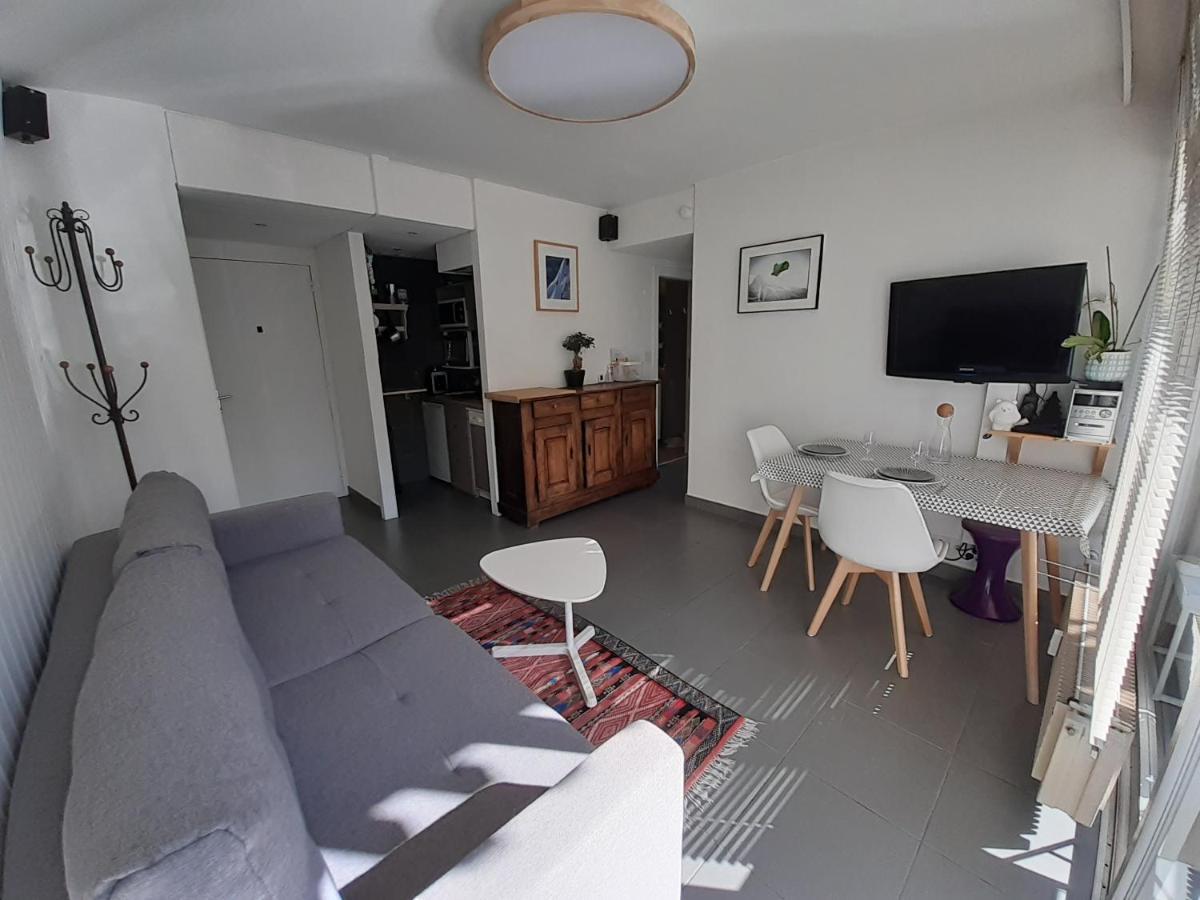 Studio Quartier Calme Centre Ville Vue Mont Blanc Chamonix Buitenkant foto